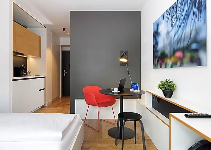 Smartments Hauptbahnhof - Serviced Aparthotel 4*